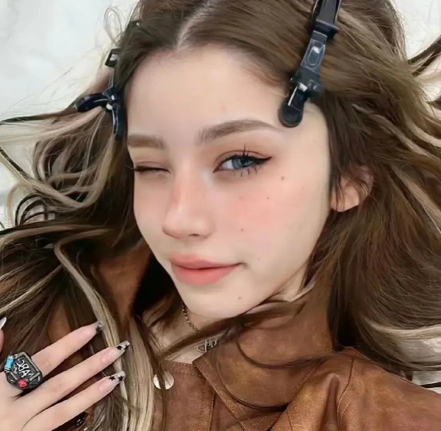 迷离世界粤语